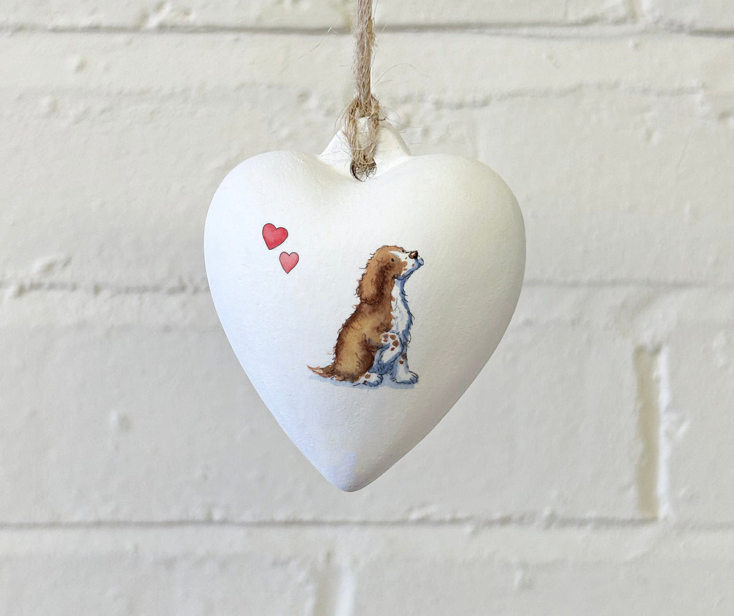 Cocker Liver & White Ceramic Heart Bauble