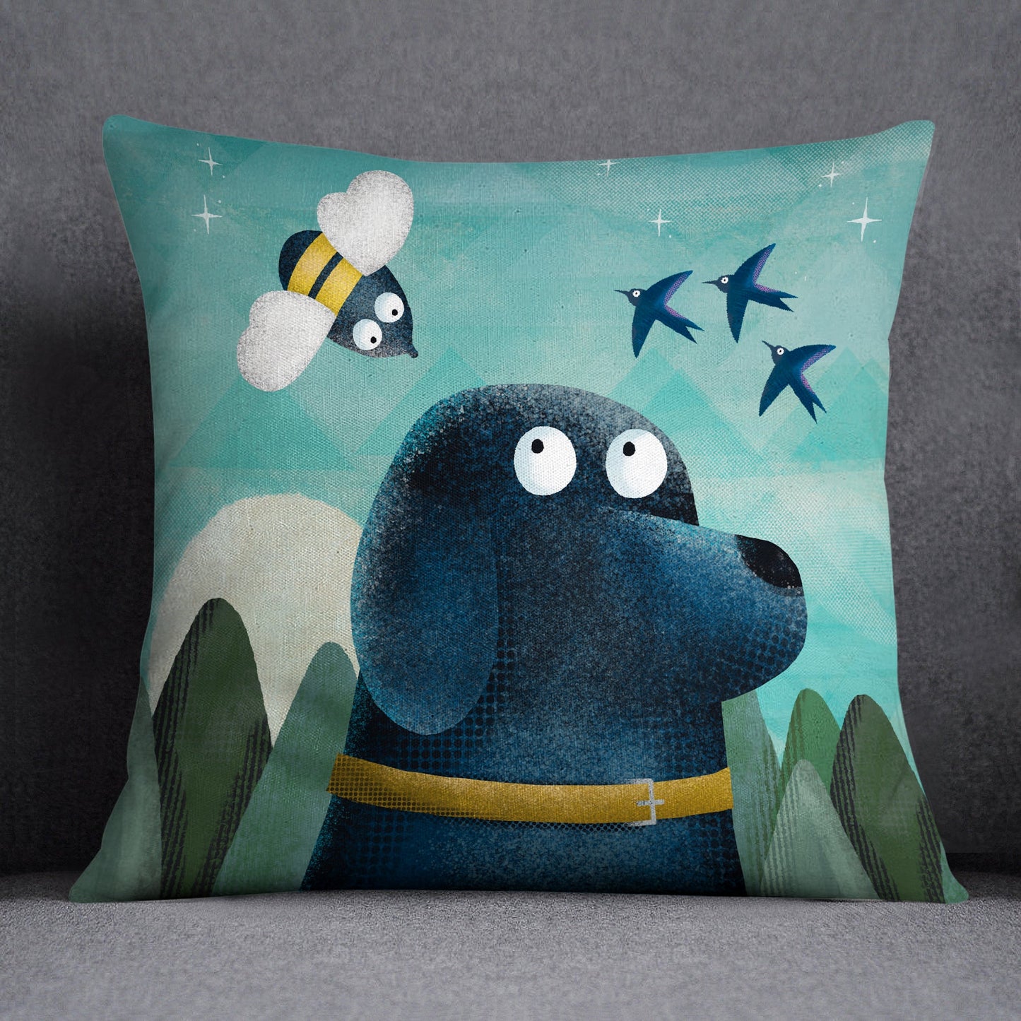 Bumble Bee - Labradorable Art Cushion